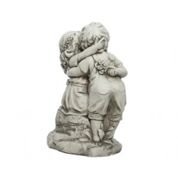 Estatua de polimagnesio niños al aire libre